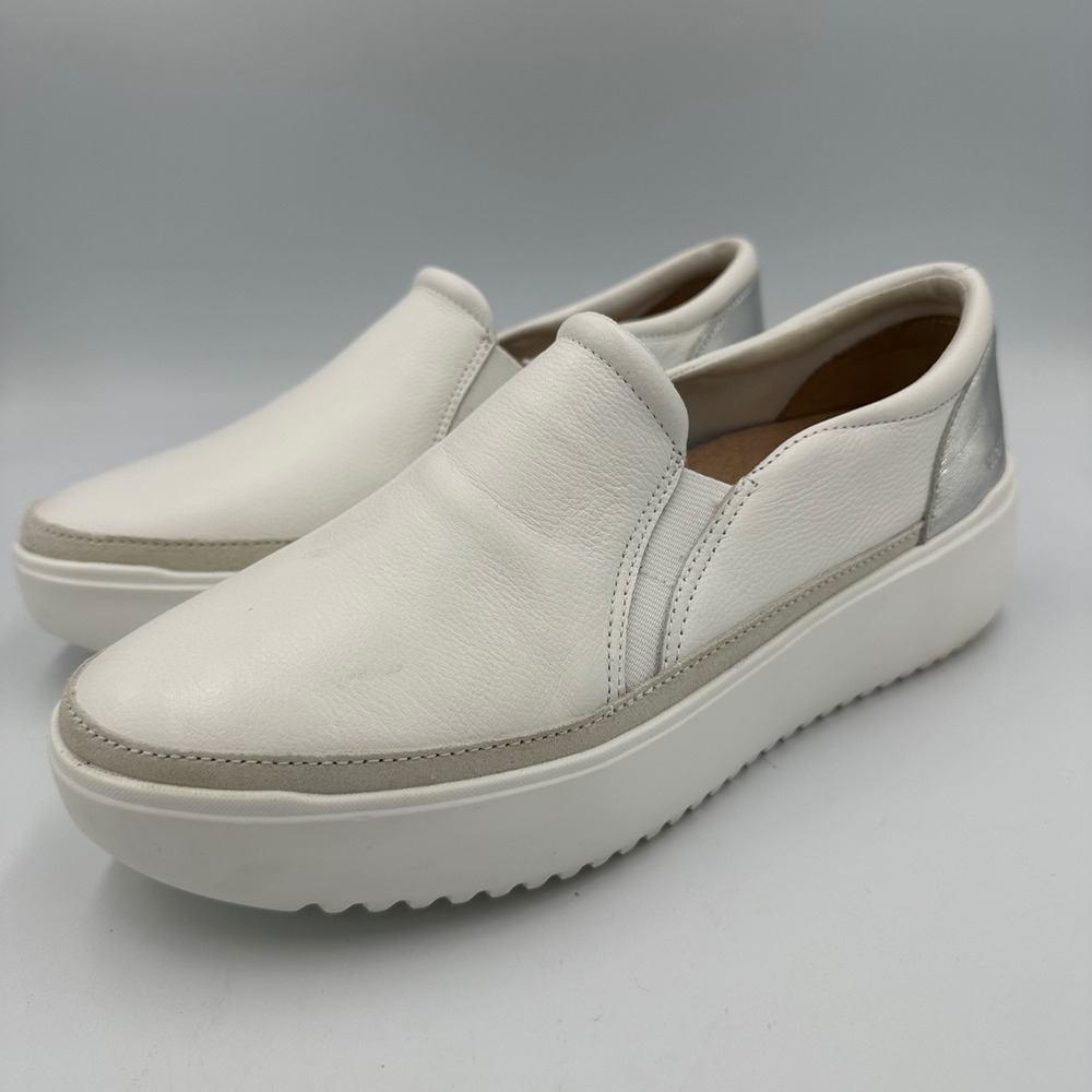 Vionic Kearny White Leather Slip-On Platform Sneaker 8.5 WIDE Comfort Minimalist